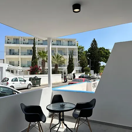 Διαμέρισμα Nirea In Rhodes *